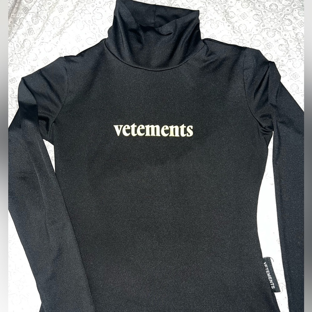 Vetements Black High Neck Long Sleeve